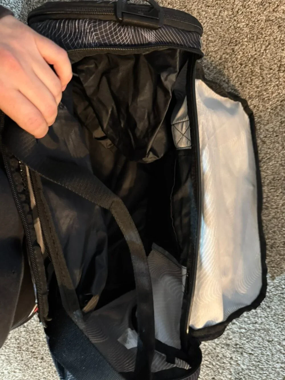 Nike Black White Graphic Print Gym Duffle Bag Sports Travel Overnight